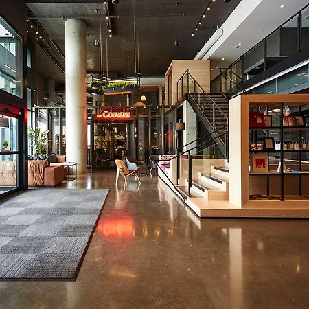 Hotel Escad Quartier Dix30 
