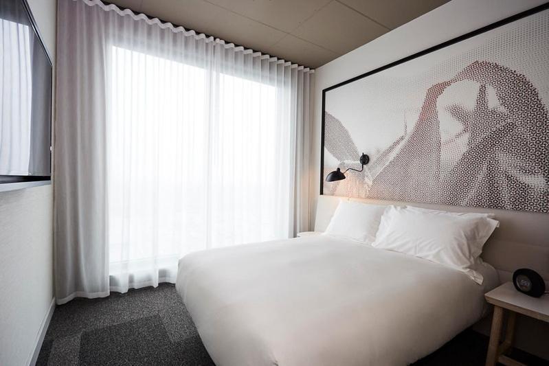 Hotel Escad Quartier Dix30 Brossard