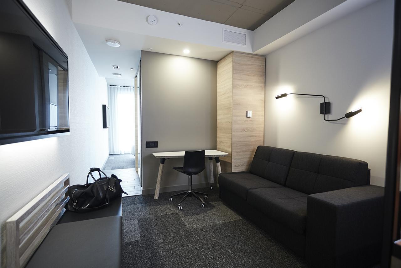 Hotel Escad Quartier Dix30 Brossard