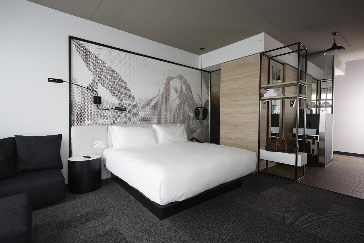 Escad Quartier Dix30 Hotel Brossard