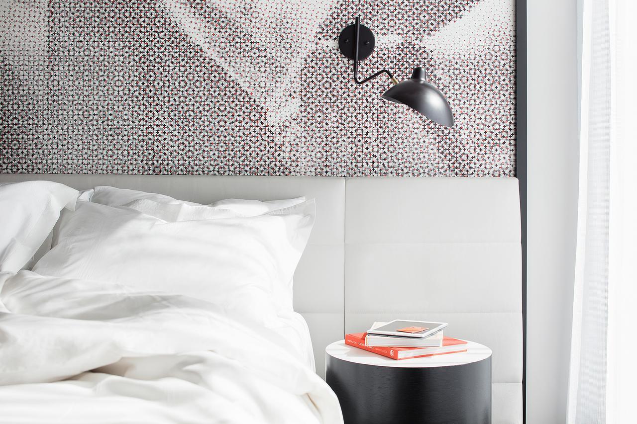 Escad Quartier Dix30 Hotel