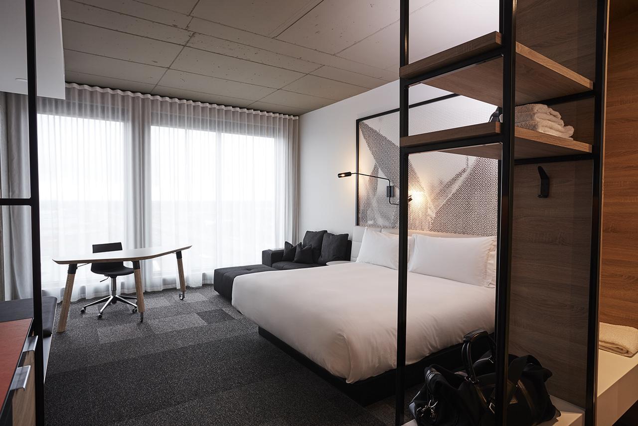 Escad Quartier Dix30 Hotel 4*